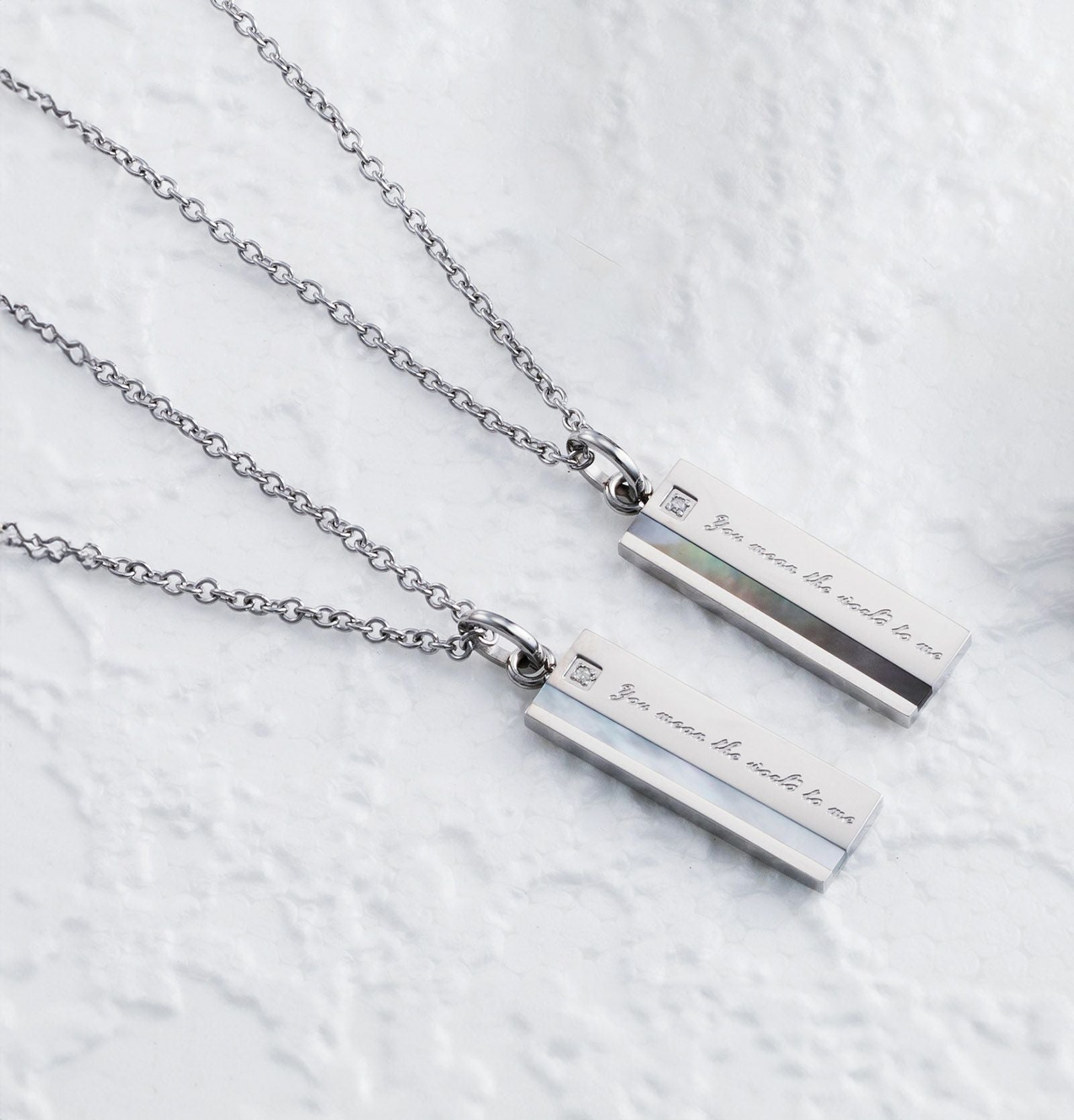 ペアネックレス ステンレス 4SUP002WH&4SUP002BK｜white clover【公式