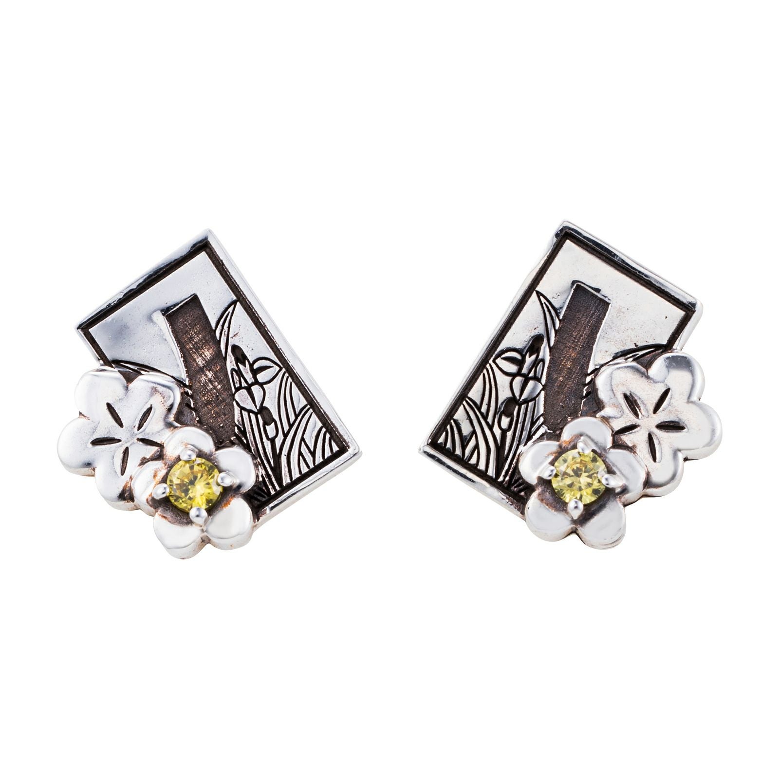 五等分の花嫁 一花｜ピアス 両耳用 シルバー GTH-P001｜white clover